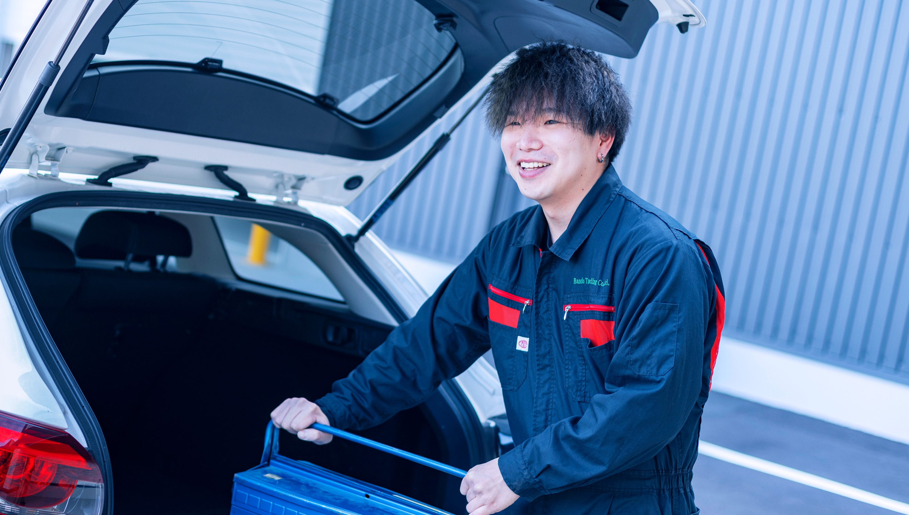 セールスエンジニア 2023年入社